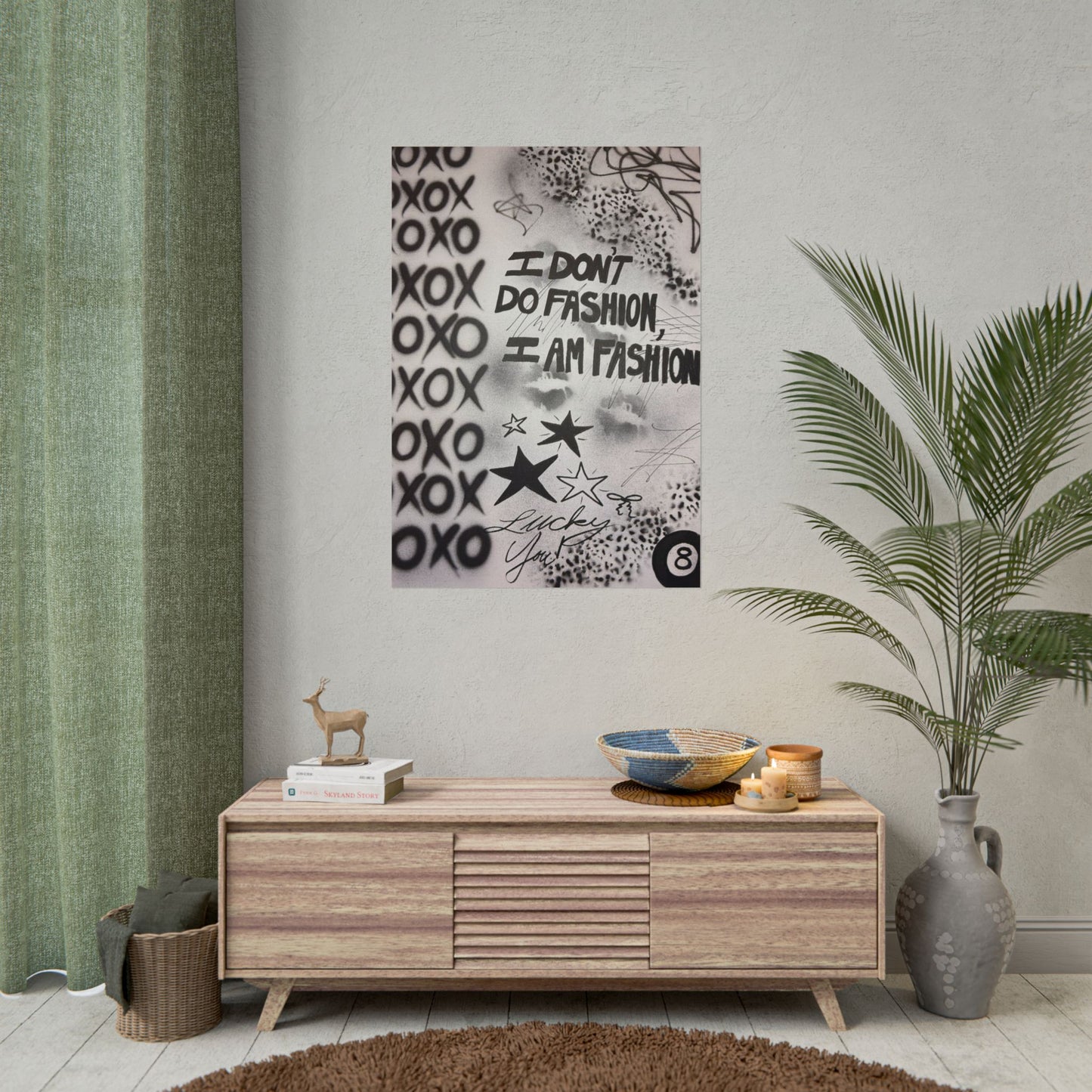 "i am fashion" airbrush rolled print