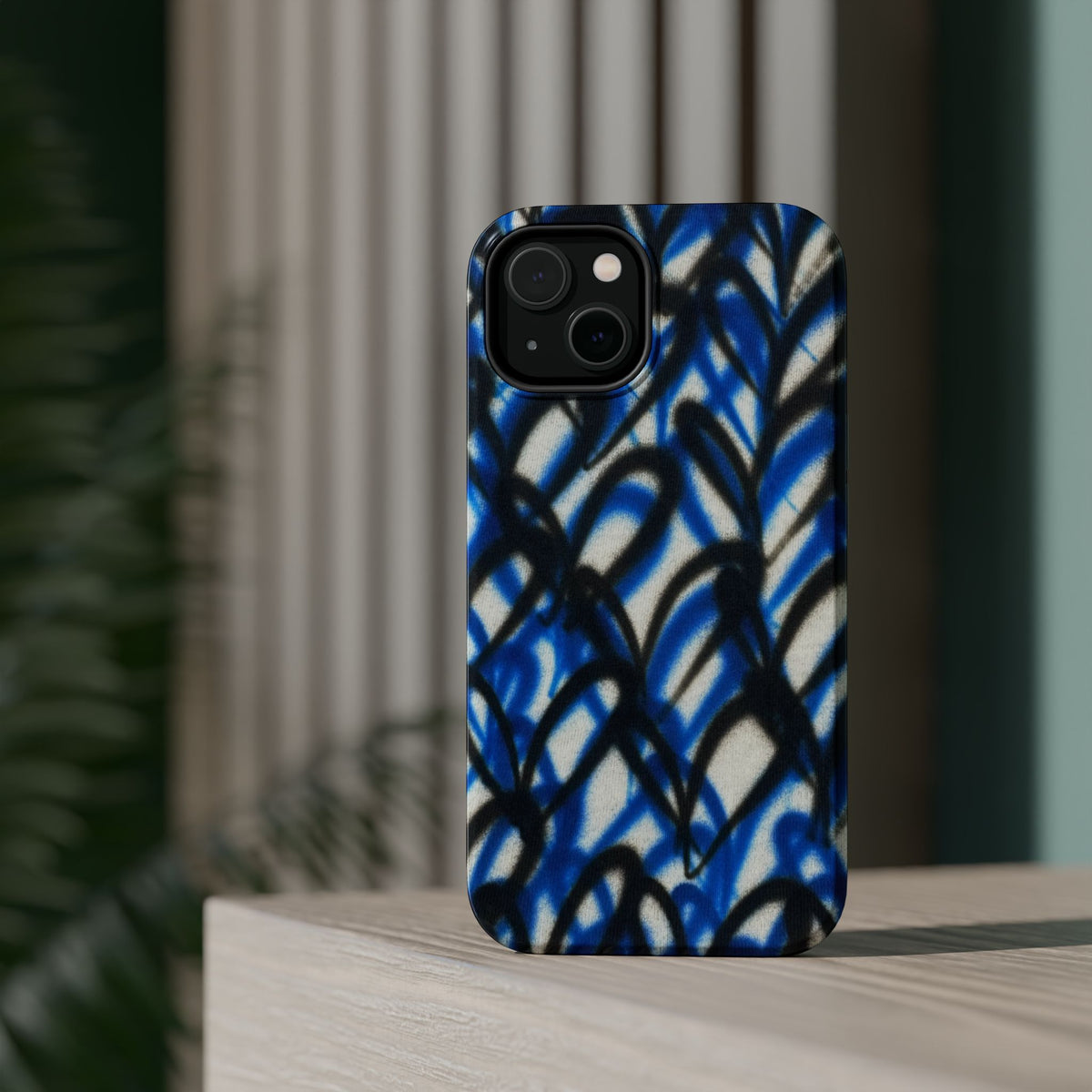 MagSafe "abstract hearts" airbrush iPhone case