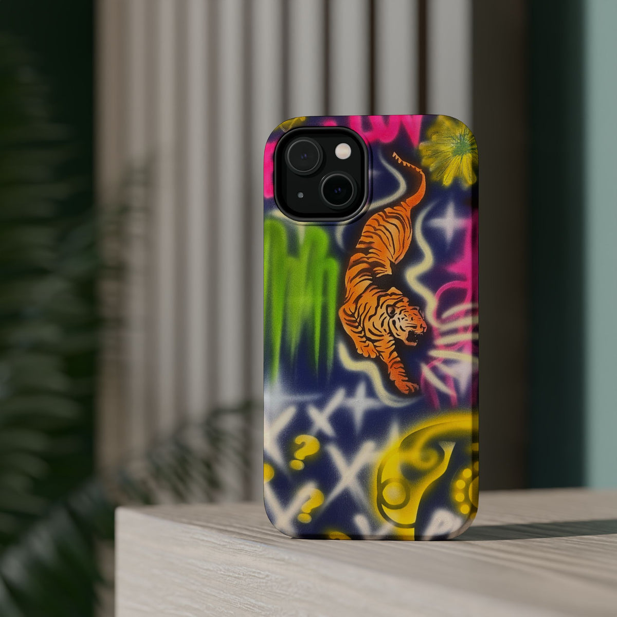 MagSafe "Mega Luv" Airbrush iPhone-Hülle