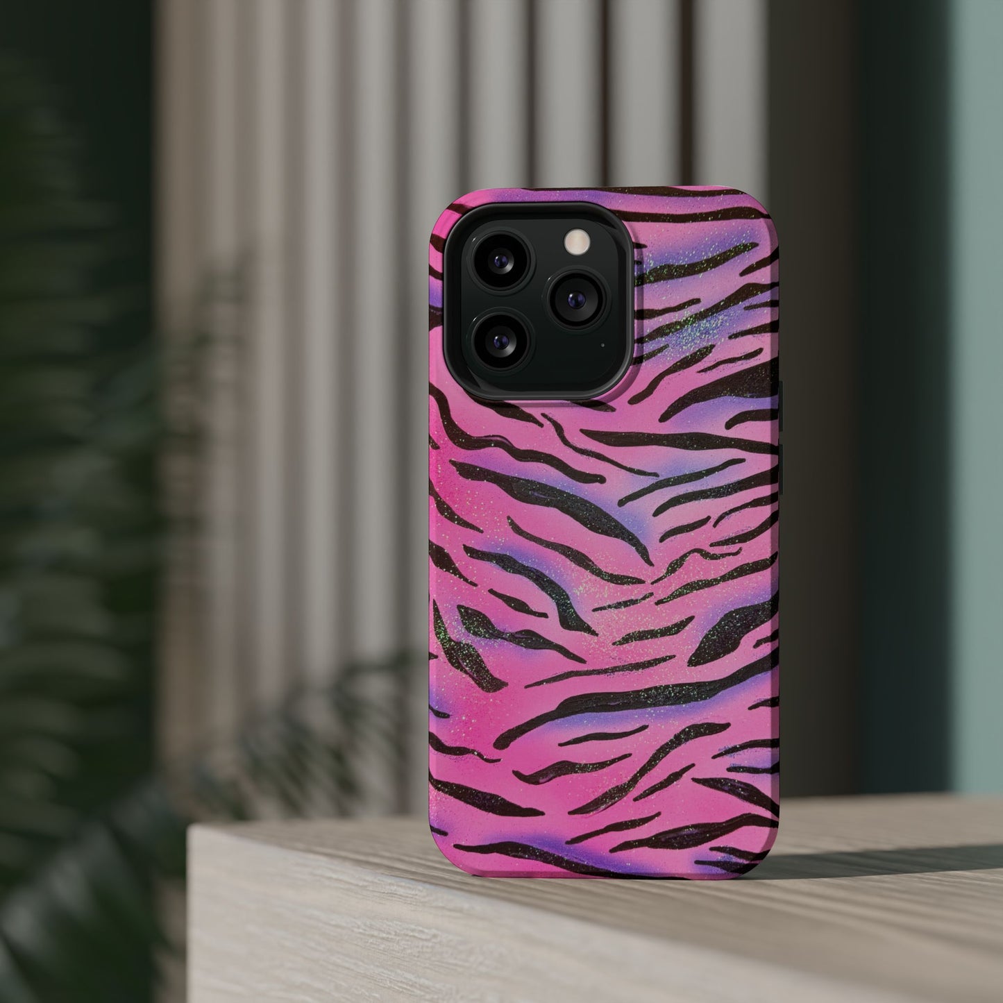 MagSafe "glitter zebra" airbrush iPhone case