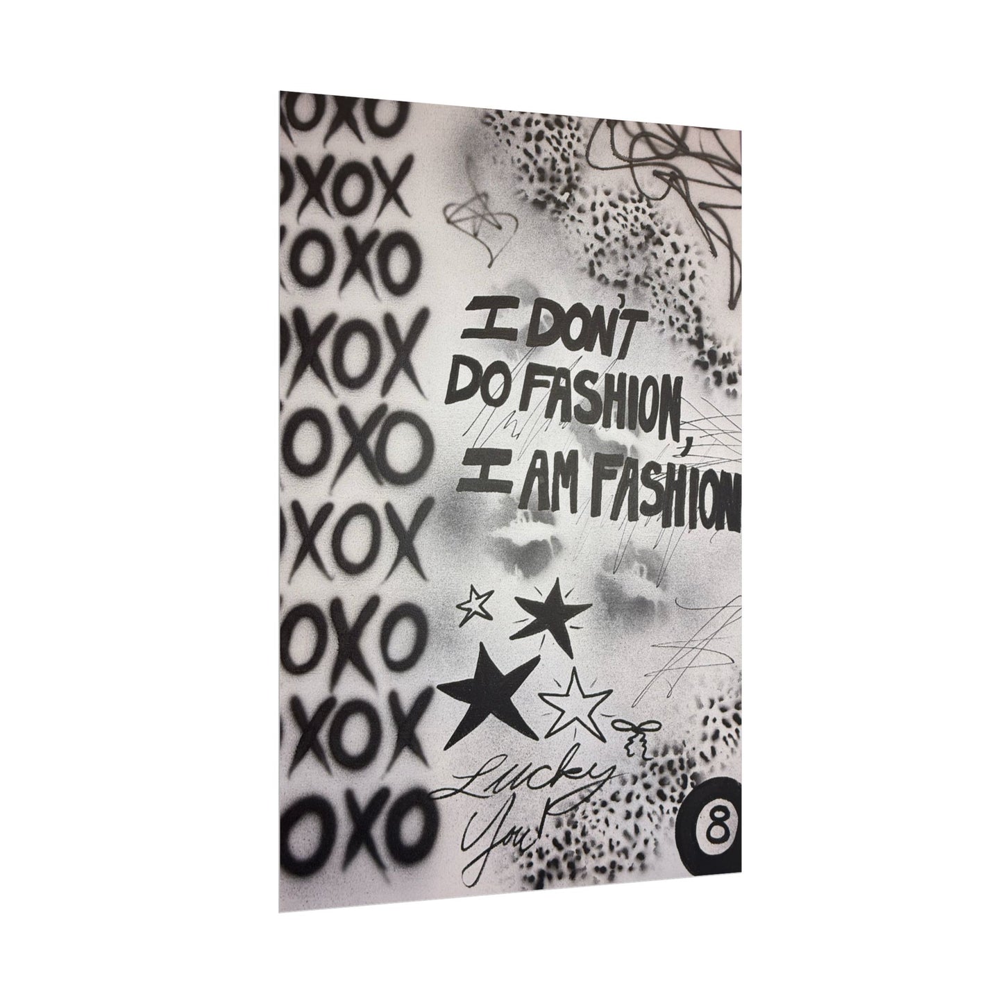 "i am fashion" airbrush rolled print