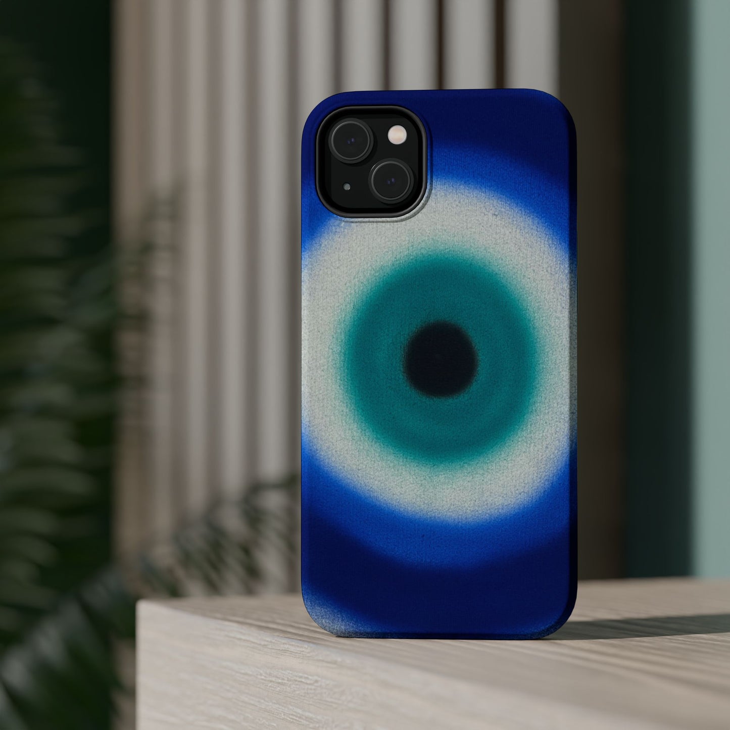 MagSafe „Evil Eye“ Airbrush iPhone-Hülle