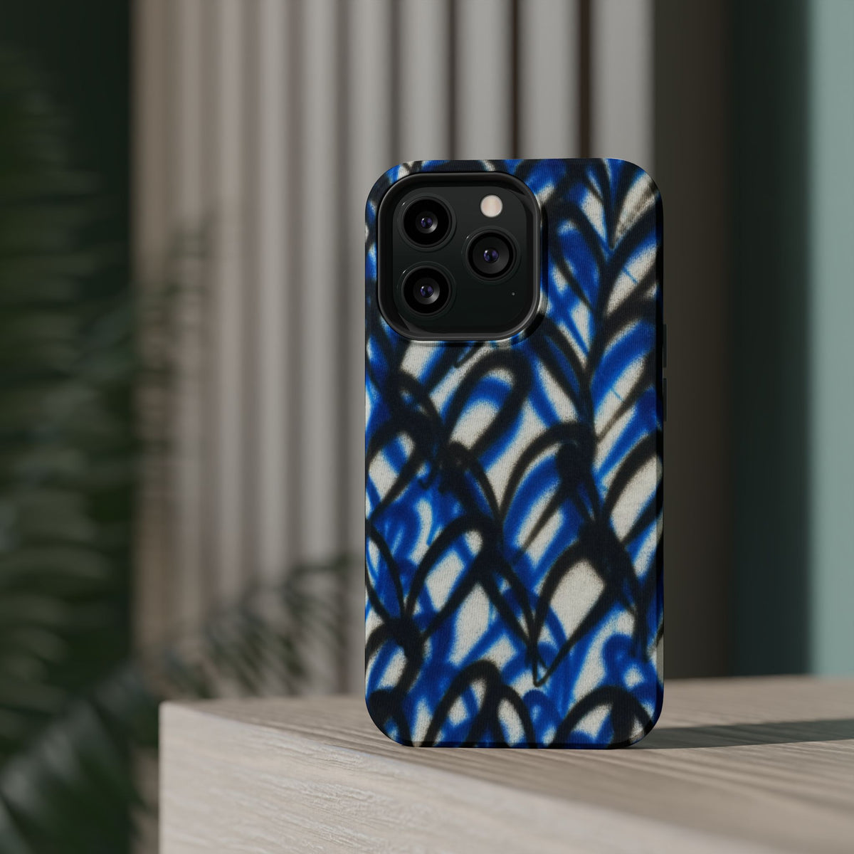 MagSafe "abstract hearts" airbrush iPhone case