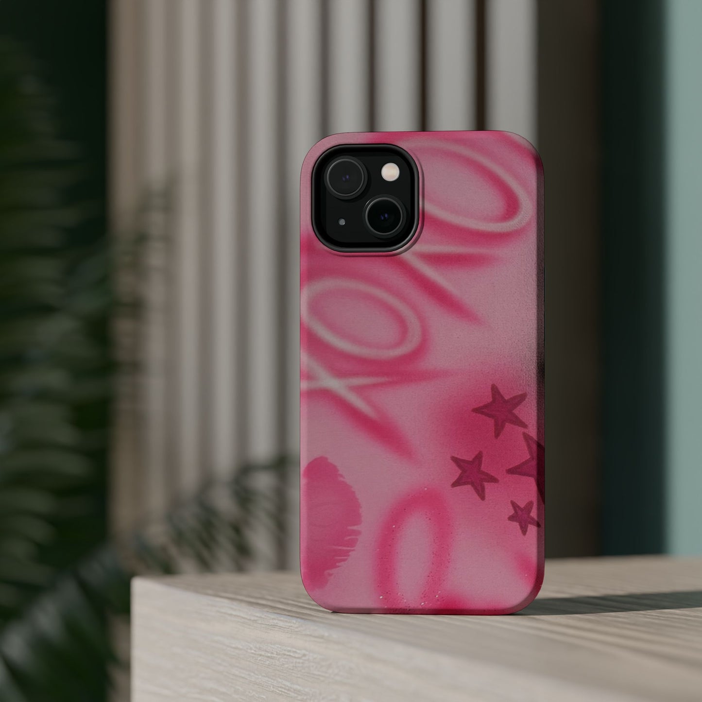 MagSafe "perfectly pink" airbrush iPhone case