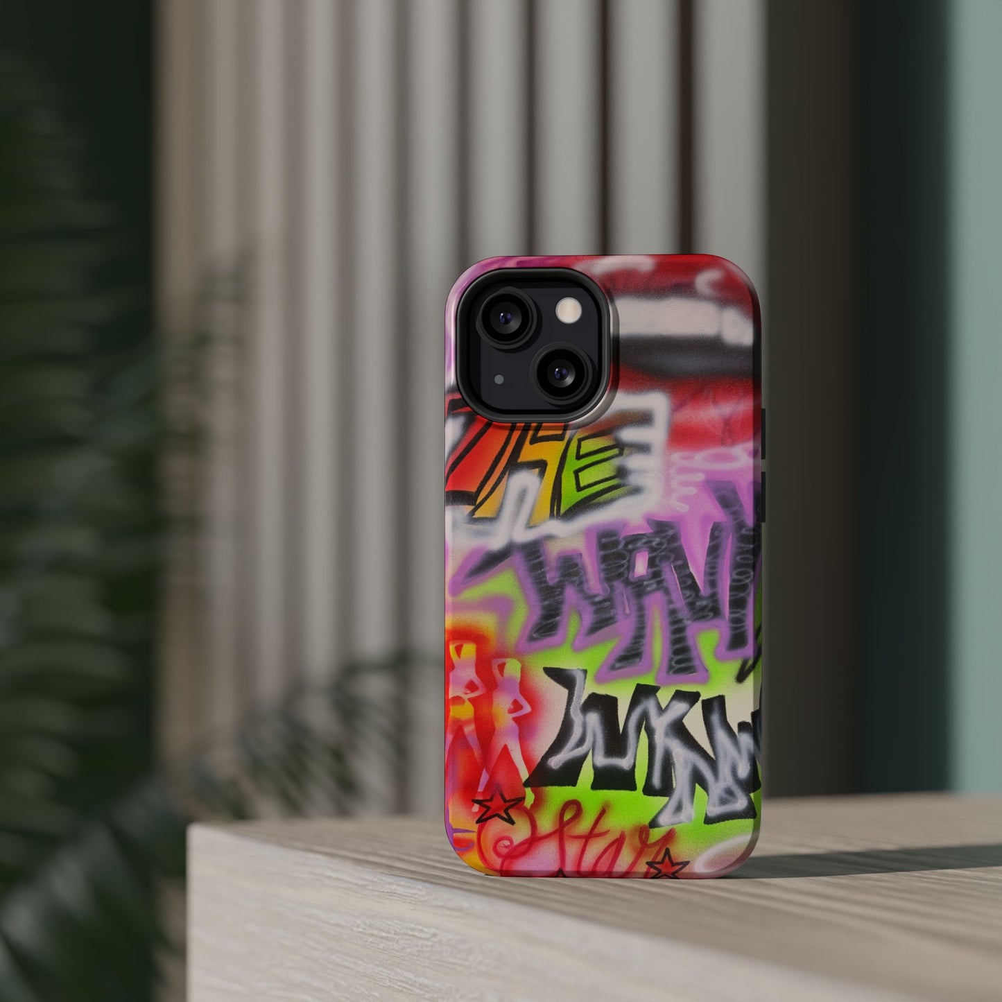 MagSafe "wynwood gold" airbrush iPhone case