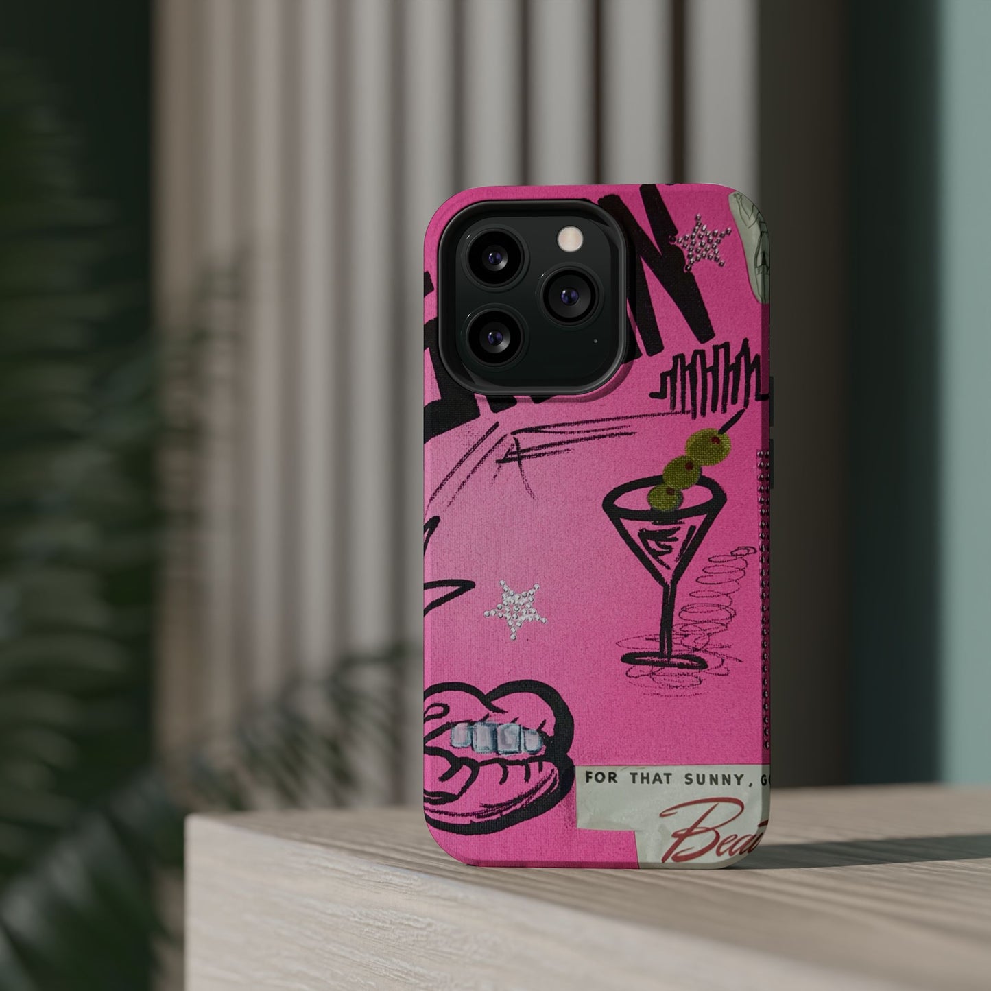 MagSafe "high fashion" airbrush iPhone case