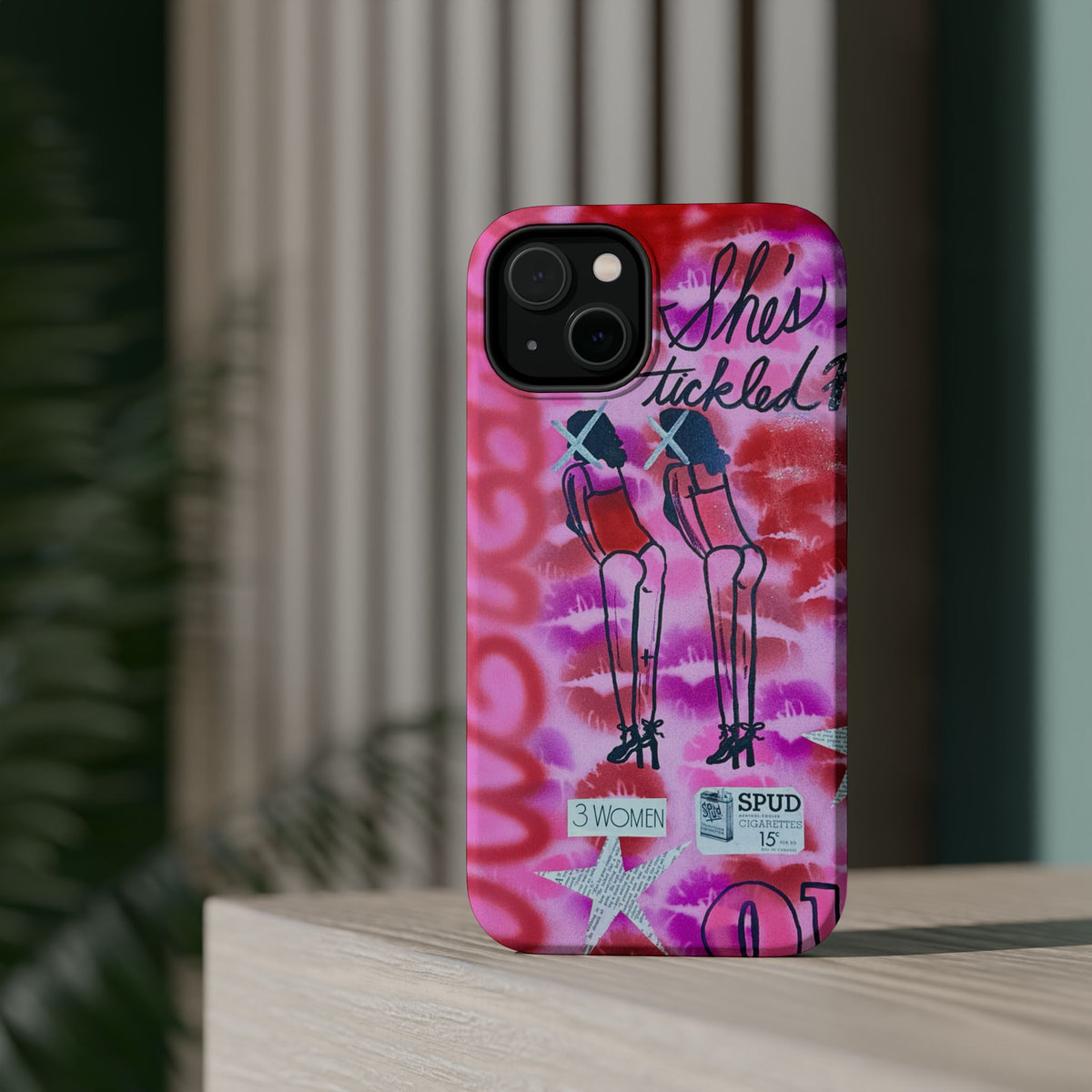 MagSafe "tickled pink" airbrush iPhone case