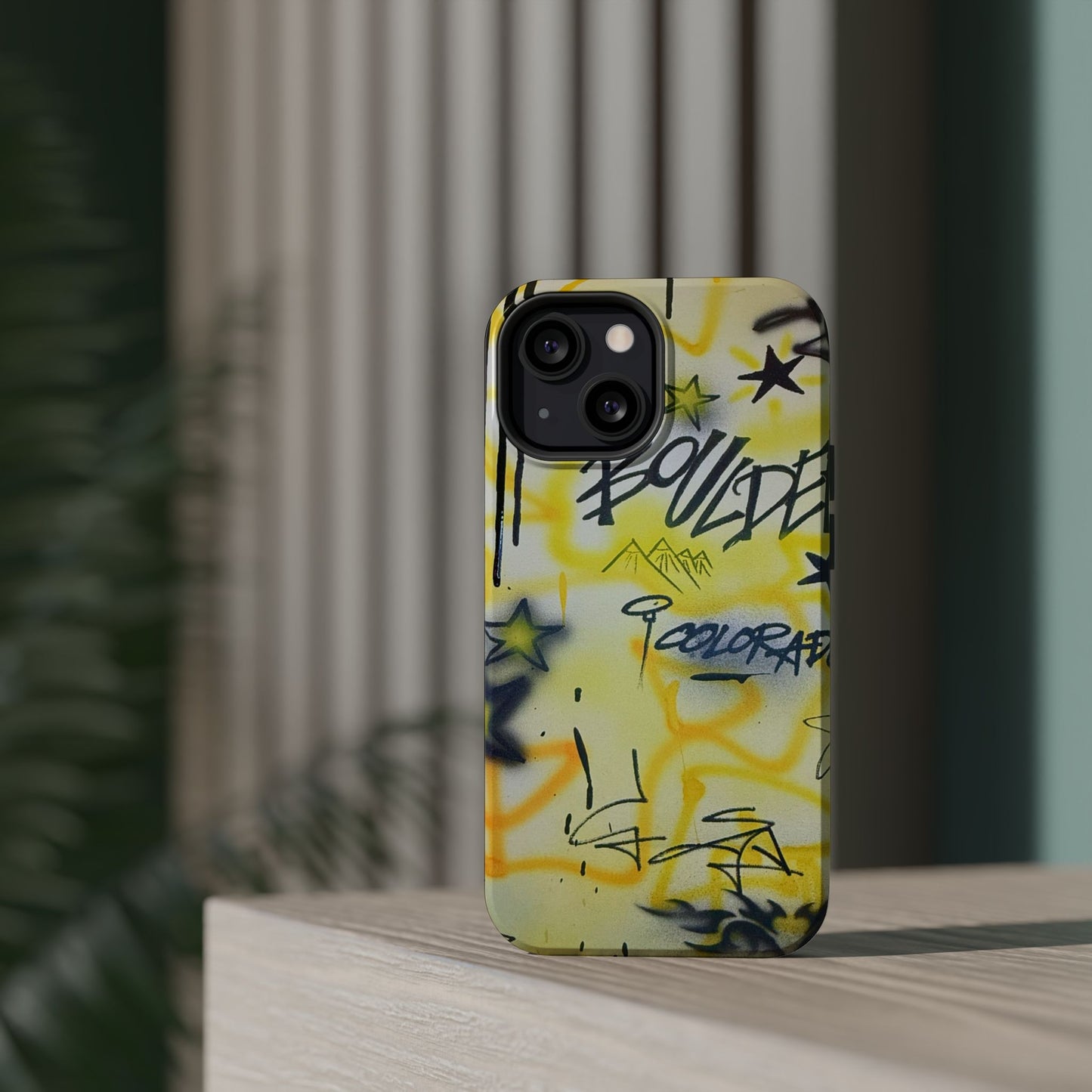 MagSafe "boulder" airbrush iPhone case