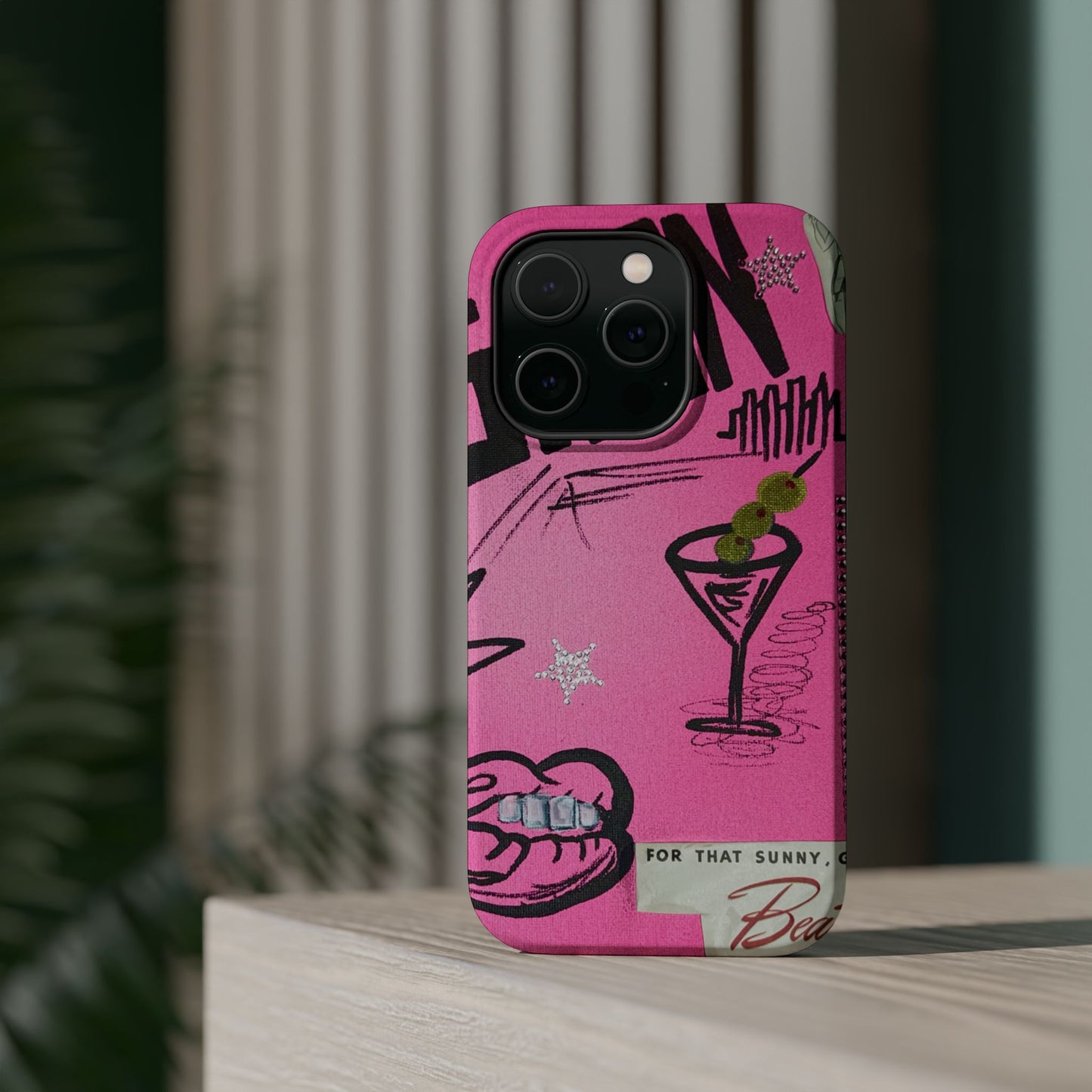 MagSafe "high fashion" airbrush iPhone case