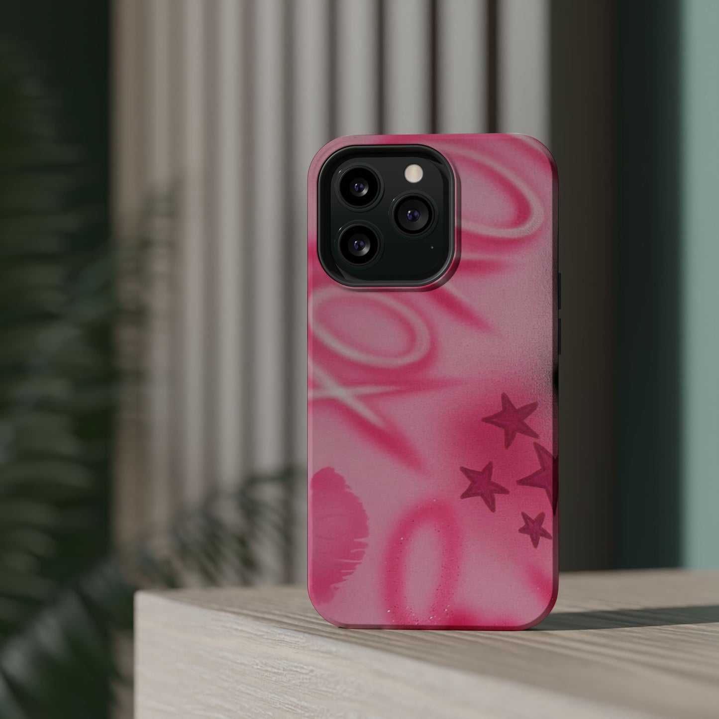 MagSafe "perfectly pink" airbrush iPhone case