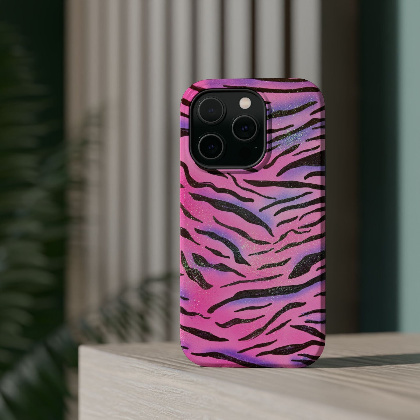 MagSafe "glitter zebra" airbrush iPhone case