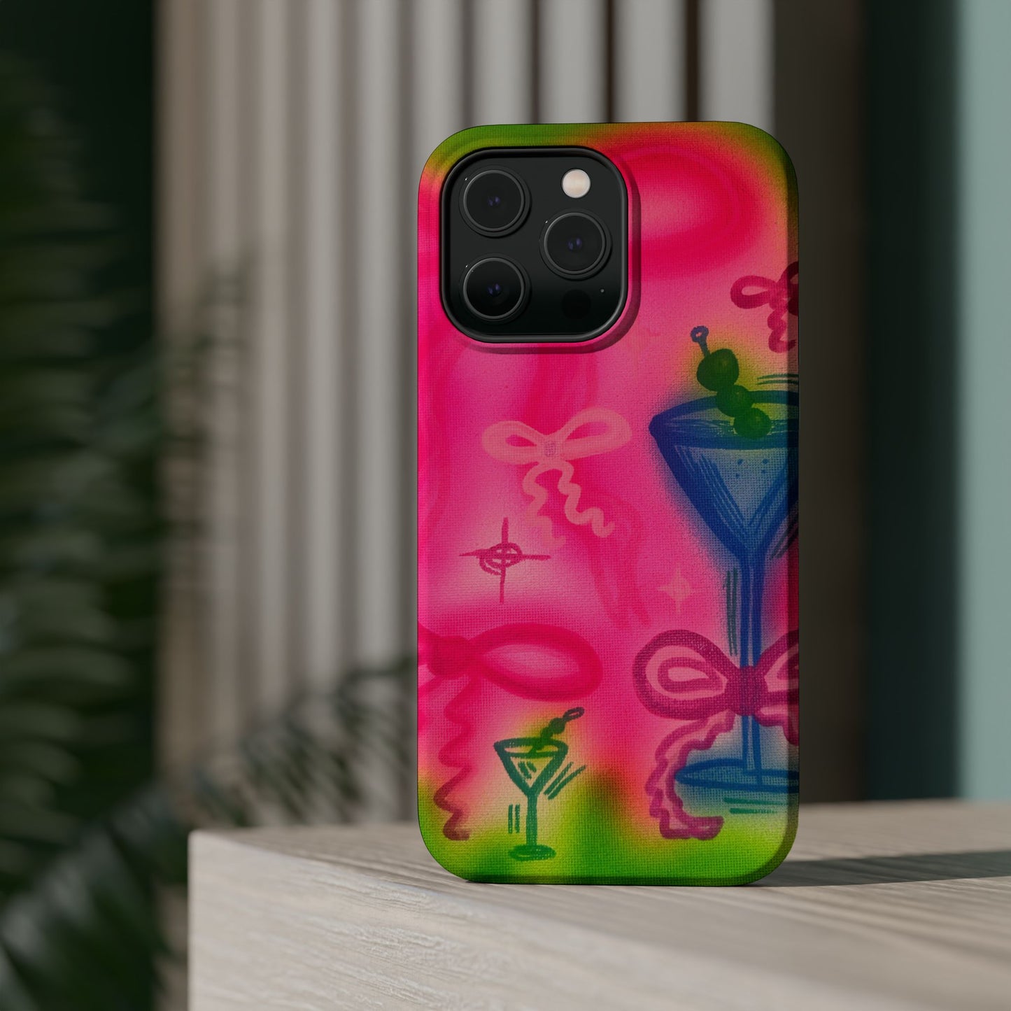 MagSafe „Bow Martini“ Airbrush-iPhone-Hülle