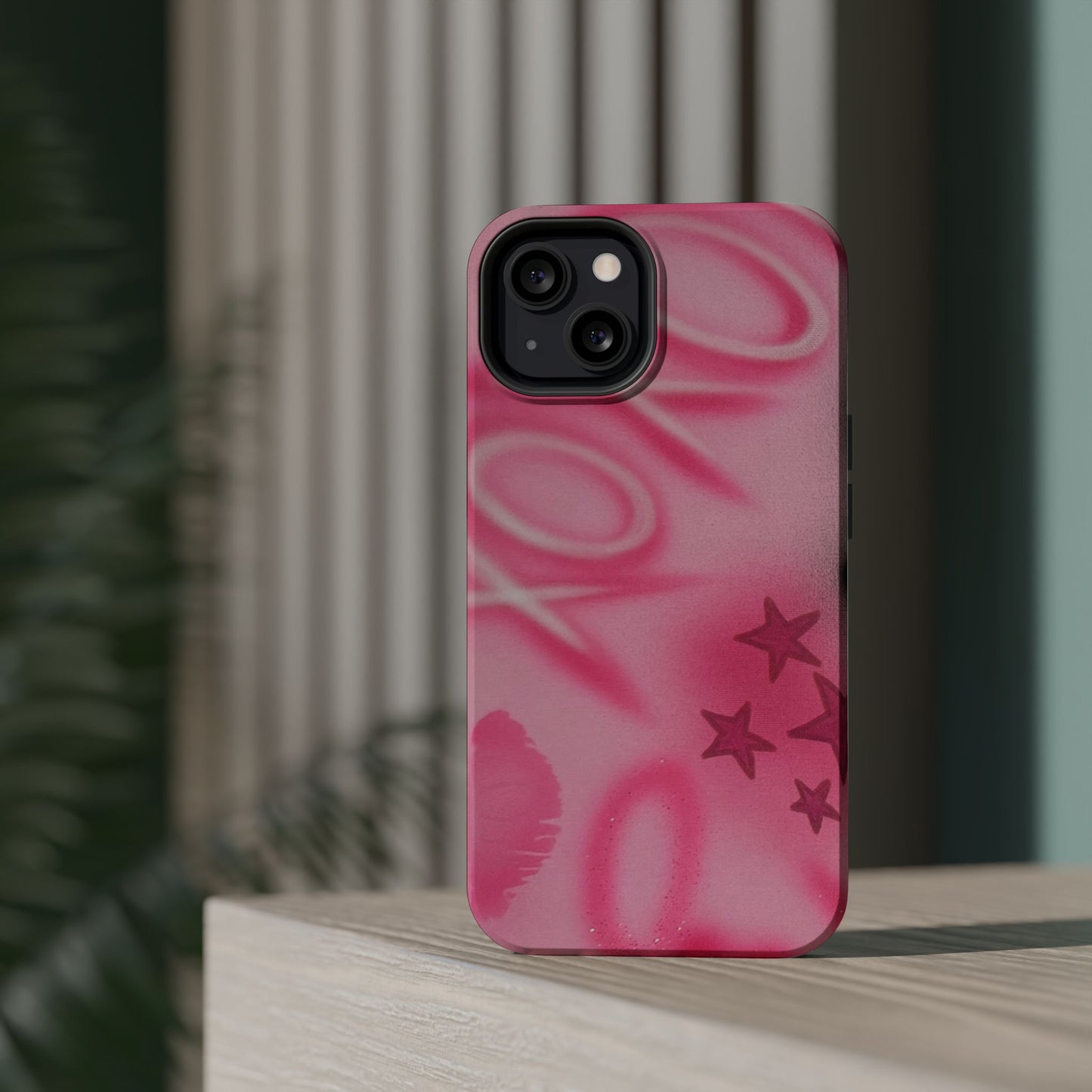 MagSafe "perfectly pink" airbrush iPhone case