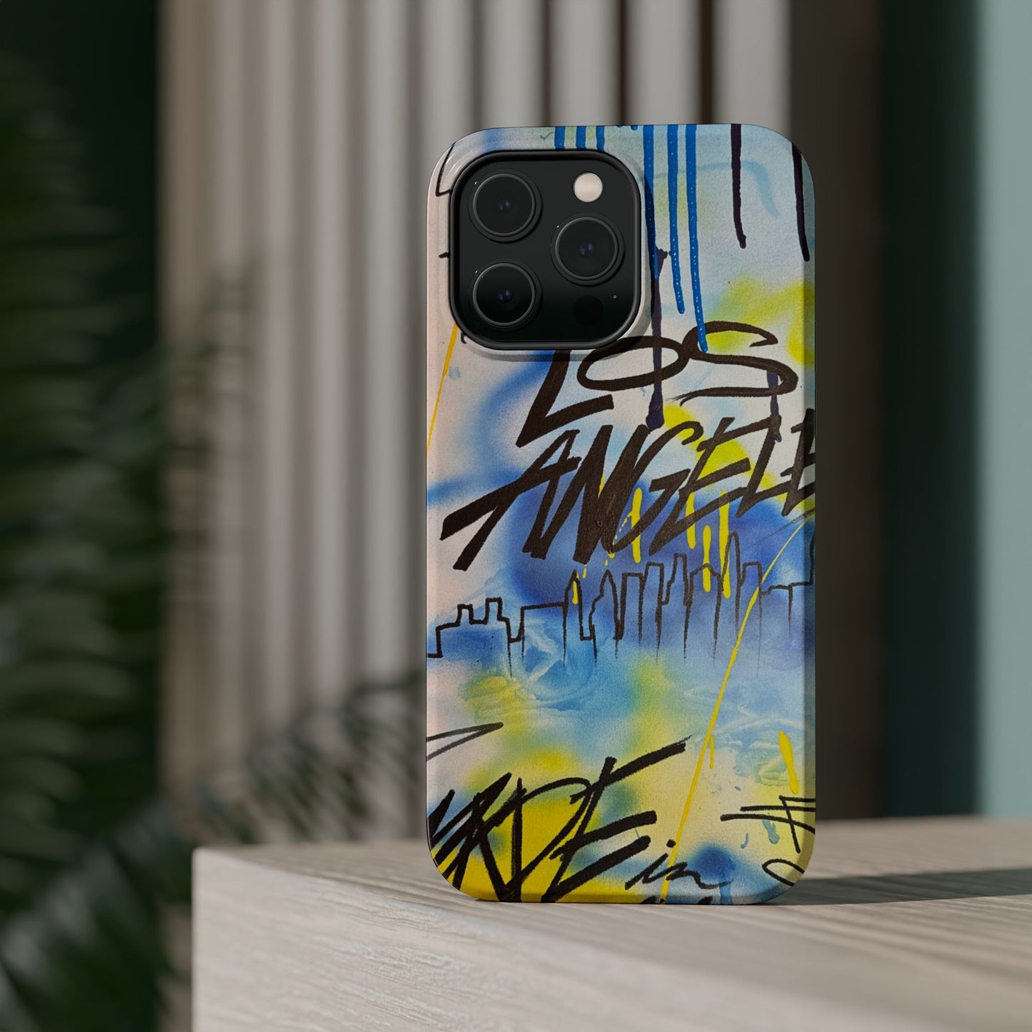 MagSafe "los angeles" airbrush iPhone case