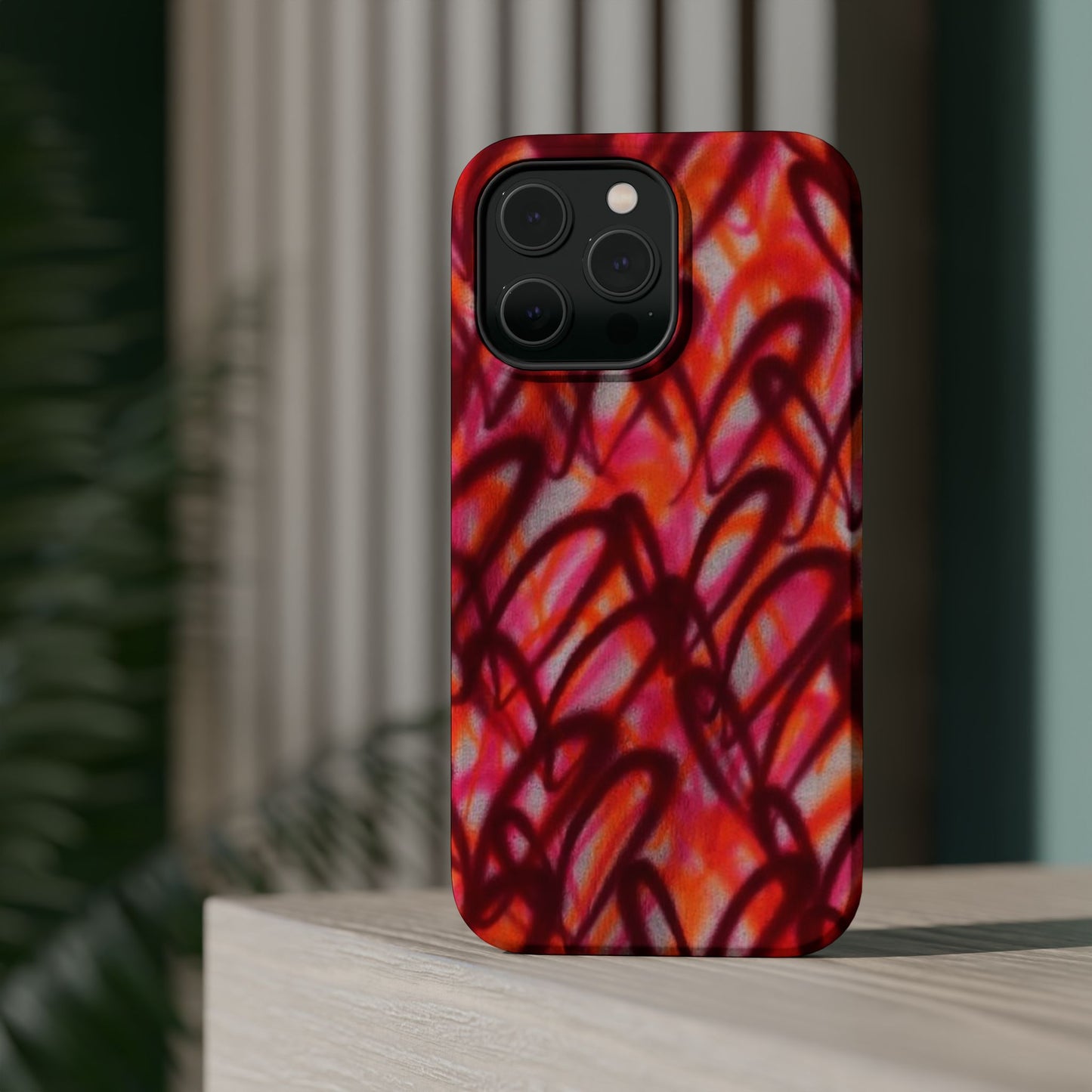 MagSafe „Graffiti Love“ Airbrush iPhone Hülle