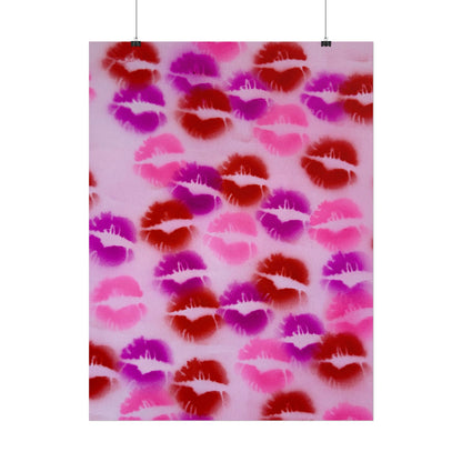 "mwah!" airbrush rolled print