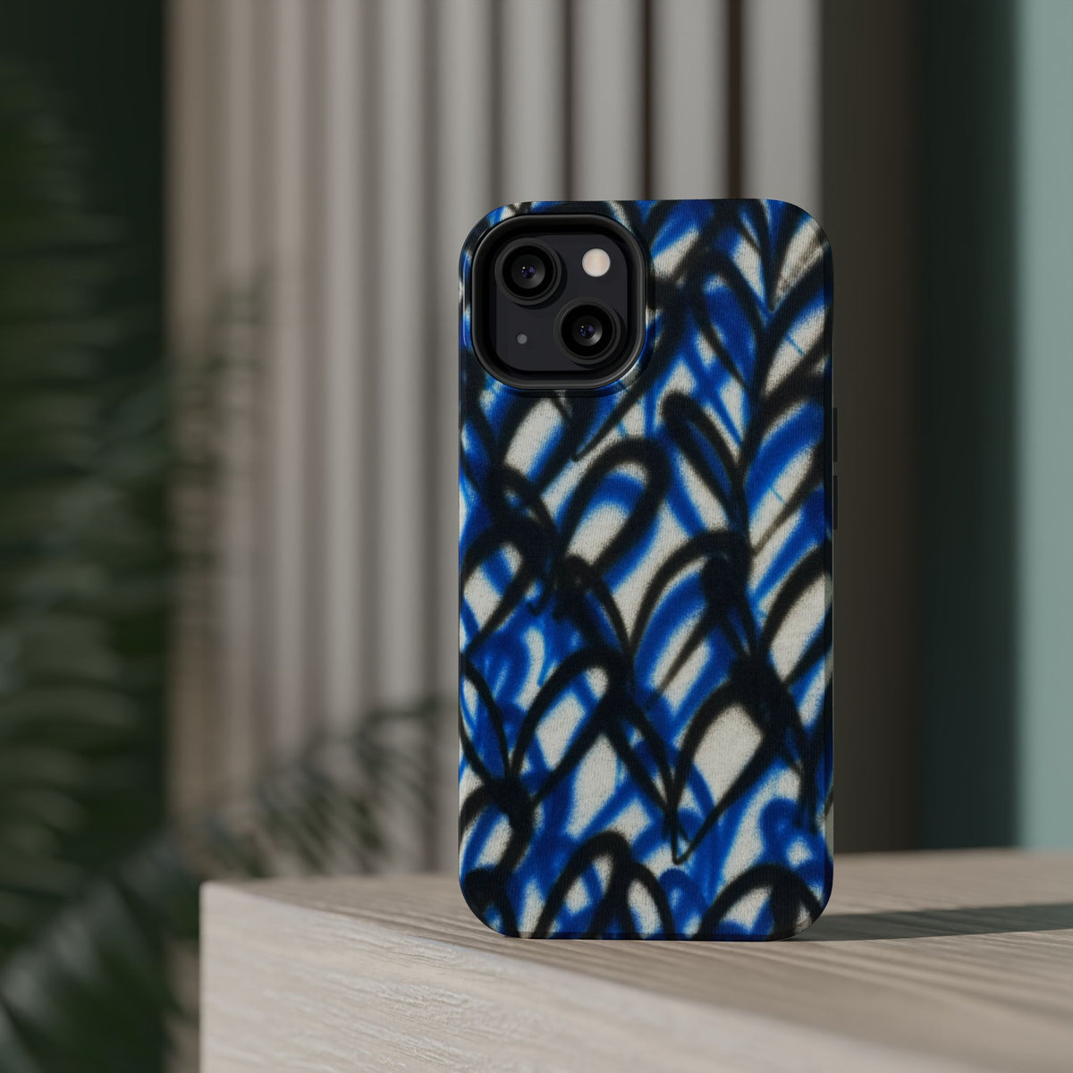 MagSafe "abstract hearts" airbrush iPhone case