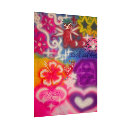 "luck & luv" airbrush rolled print