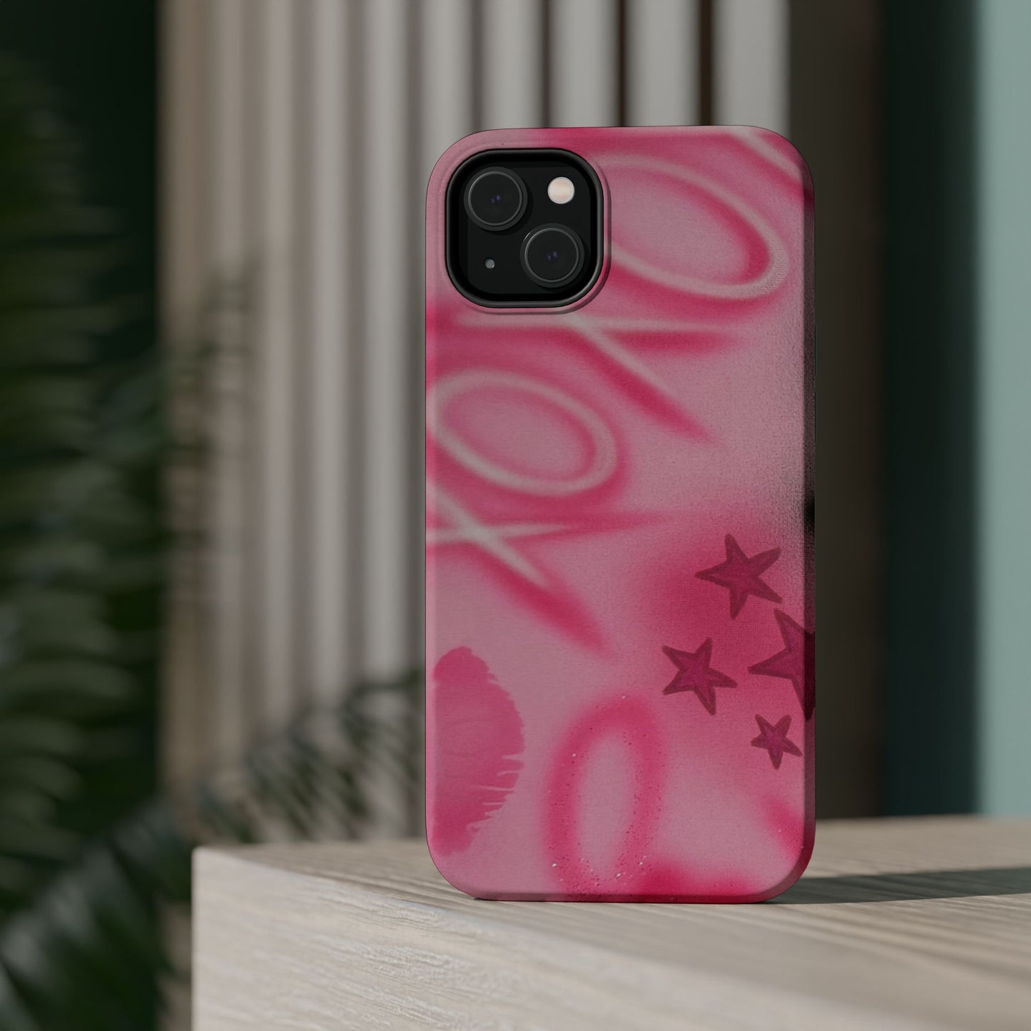 MagSafe "perfectly pink" airbrush iPhone case