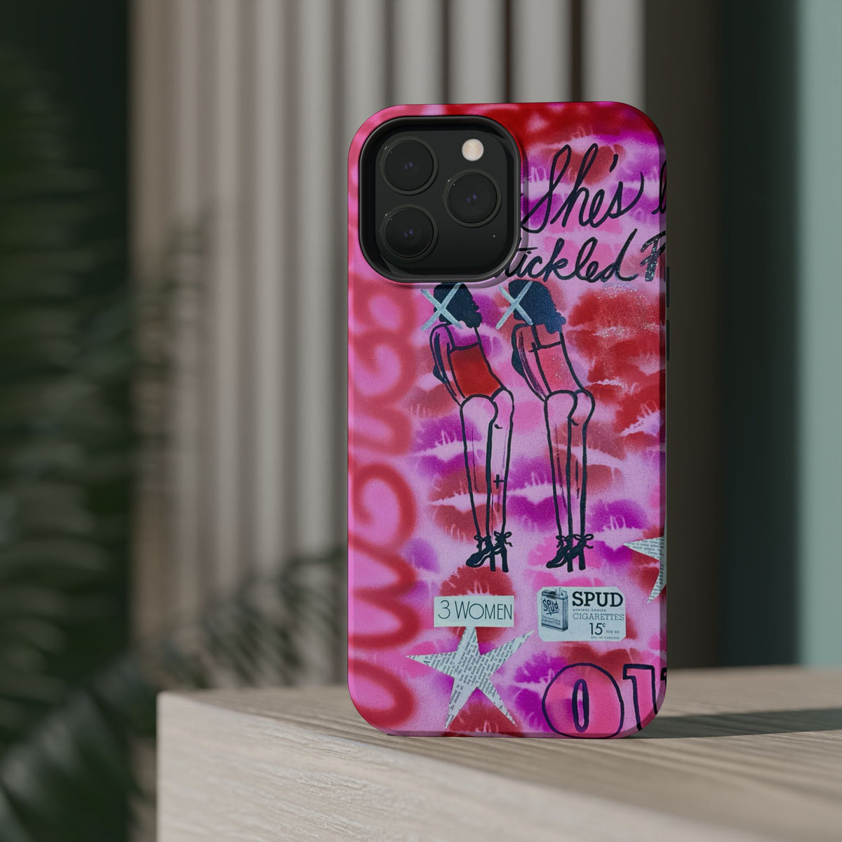 MagSafe "tickled pink" airbrush iPhone case