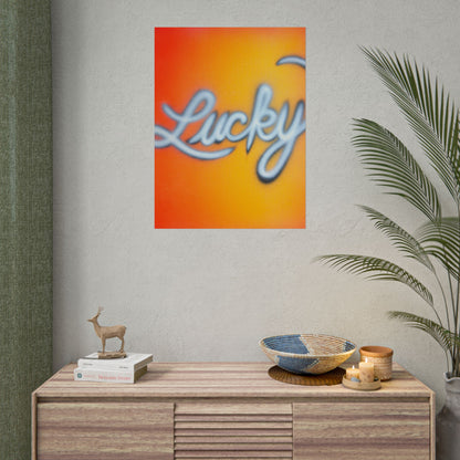 "lucky" airbrush rolled print