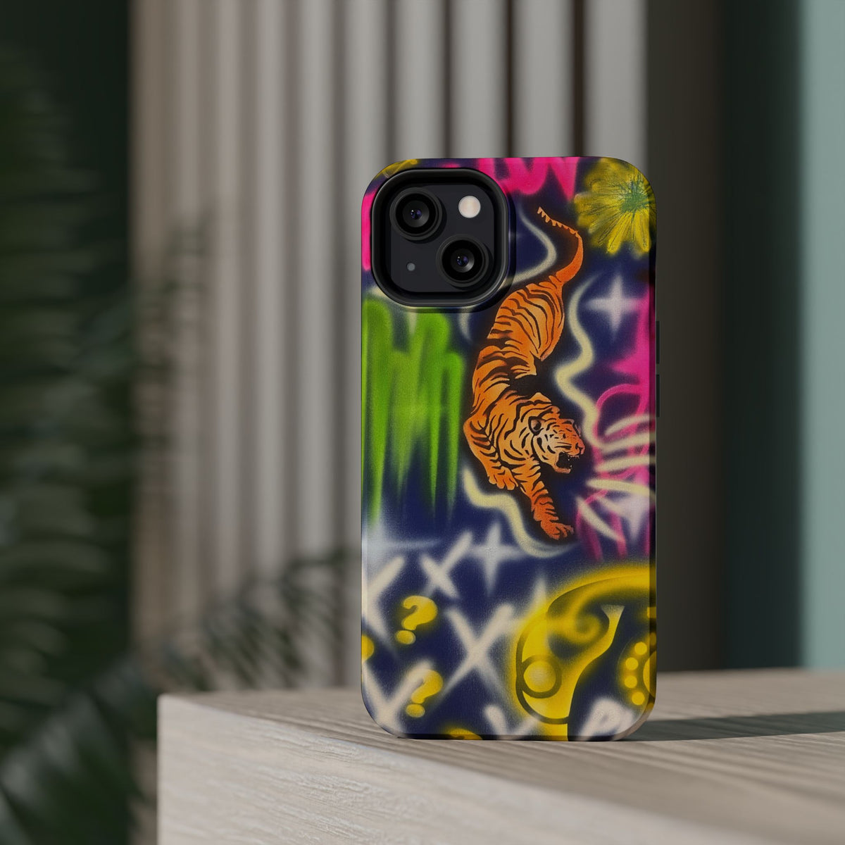 MagSafe "Mega Luv" Airbrush iPhone-Hülle