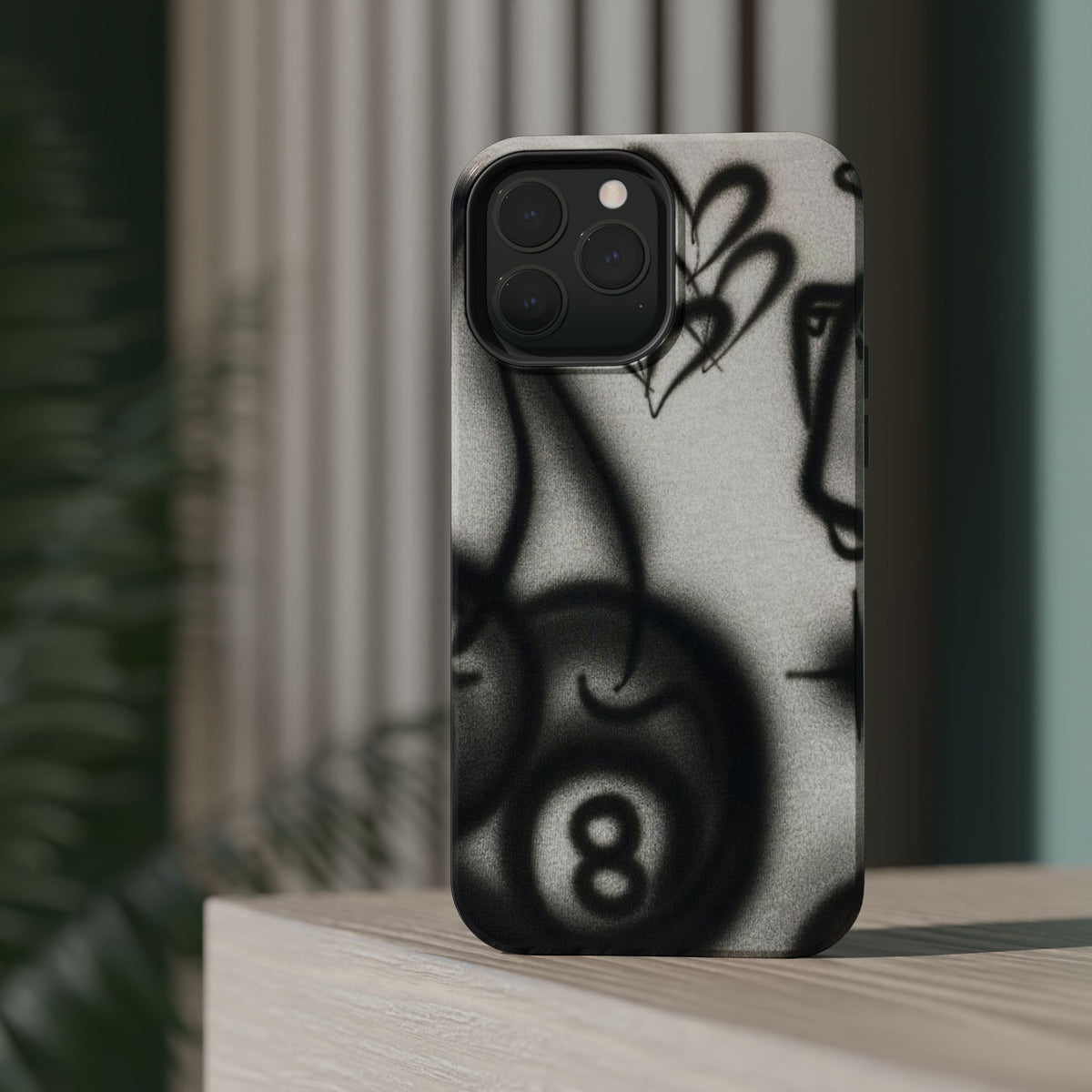MagSafe "Hidden Ace" Airbrush iPhone Hülle