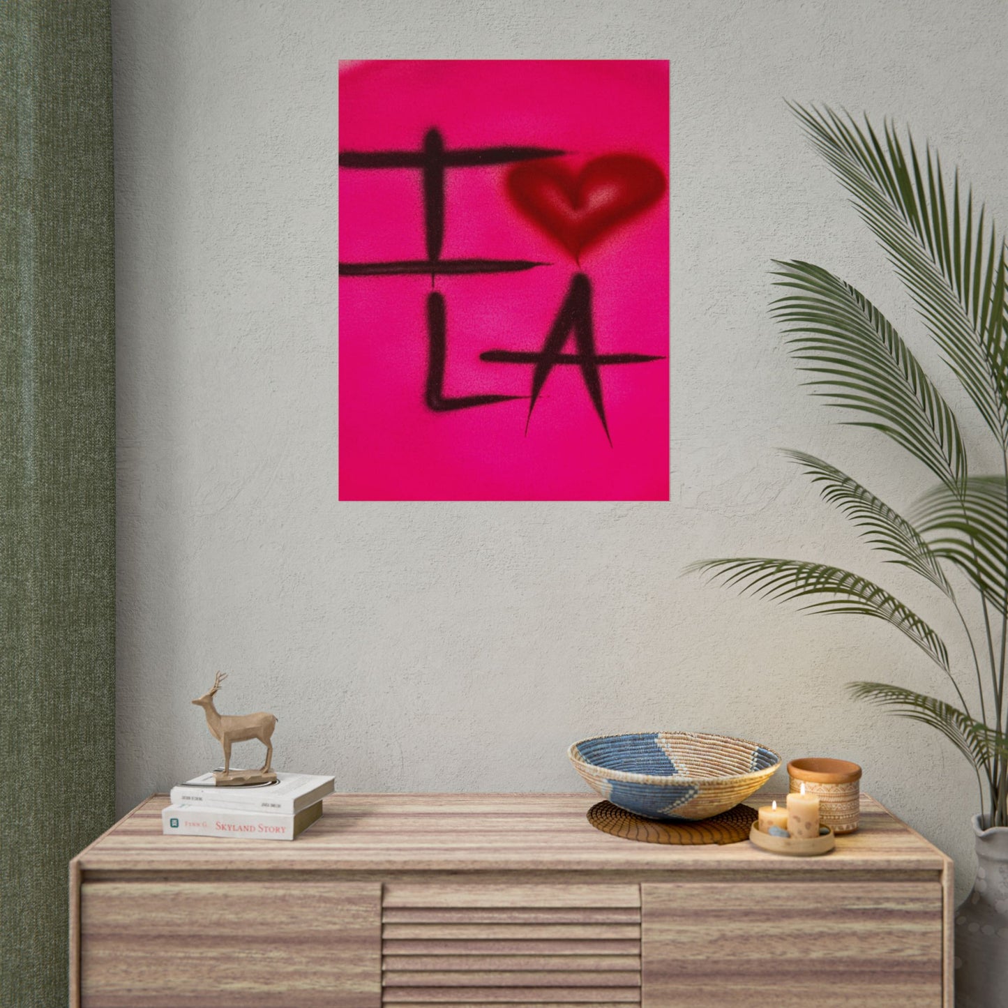 "i <3 LA" airbrush rolled print
