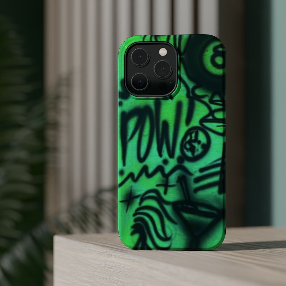 MagSafe "POW!" airbrush iPhone case