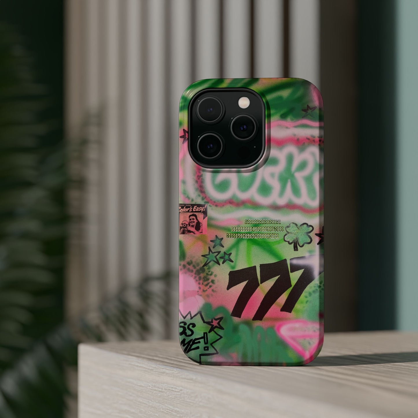 MagSafe "so lucky" airbrush iPhone case