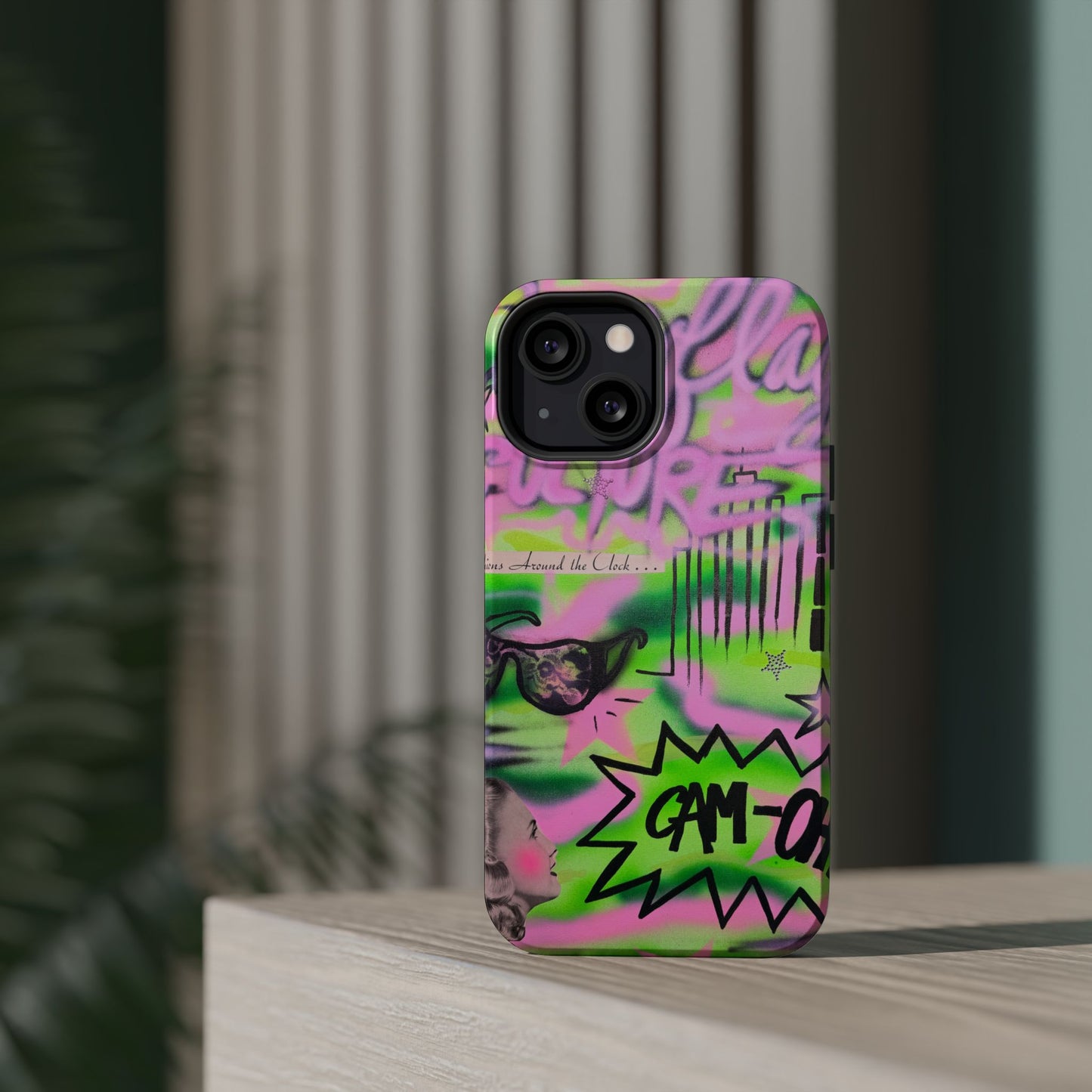 MagSafe "green camo" airbrush iPhone case