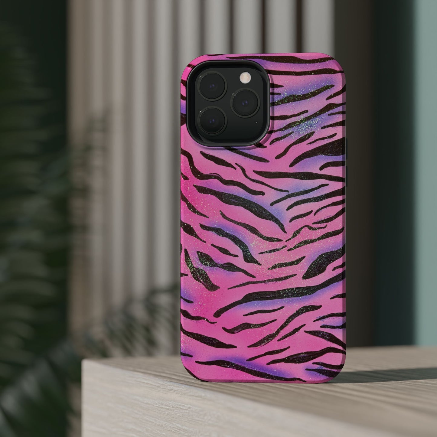 MagSafe "glitter zebra" airbrush iPhone case