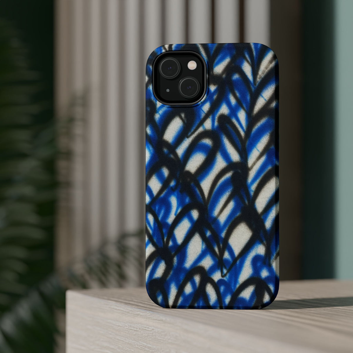 MagSafe "abstract hearts" airbrush iPhone case
