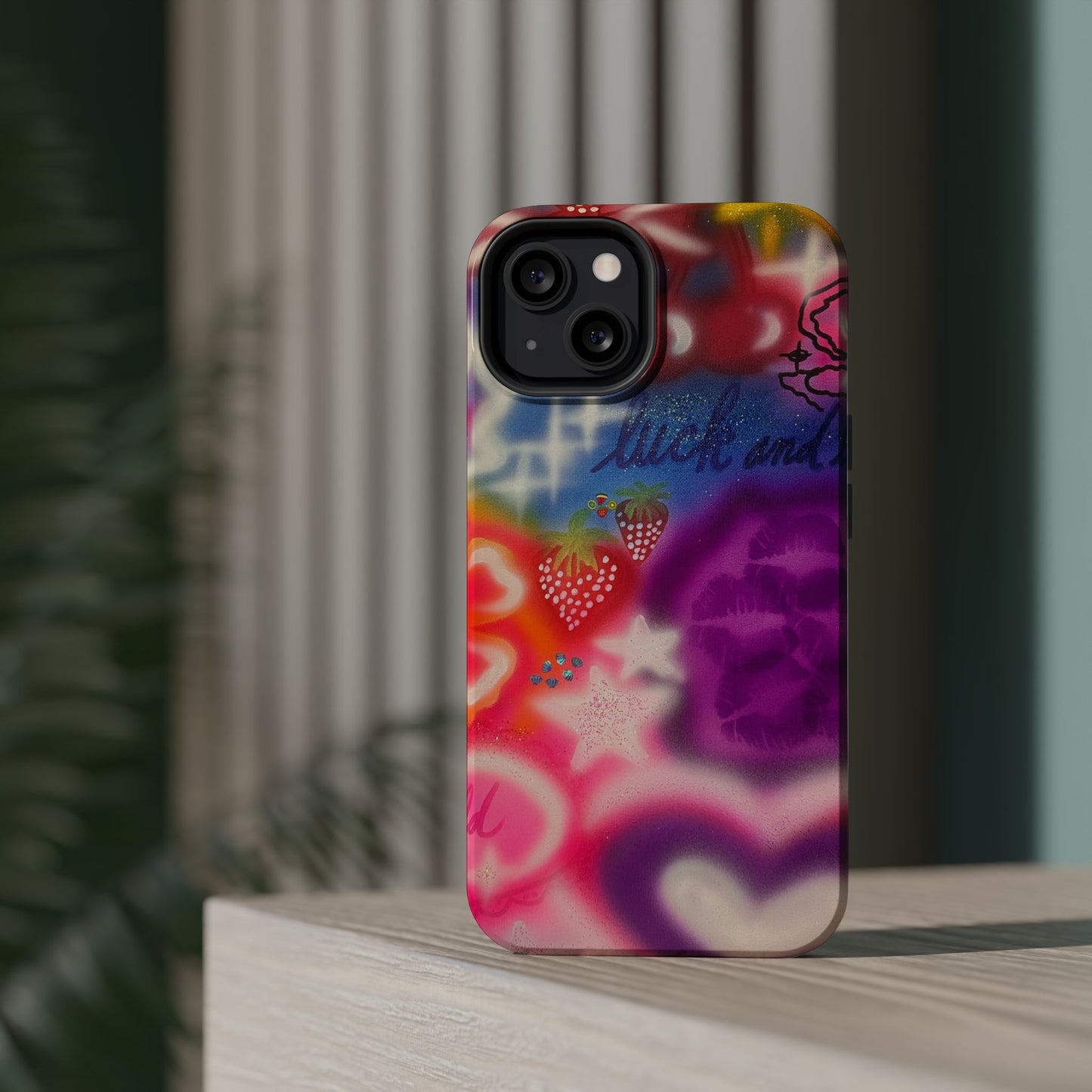 MagSafe „luck & luv pt. 2“ Airbrush iPhone Hülle