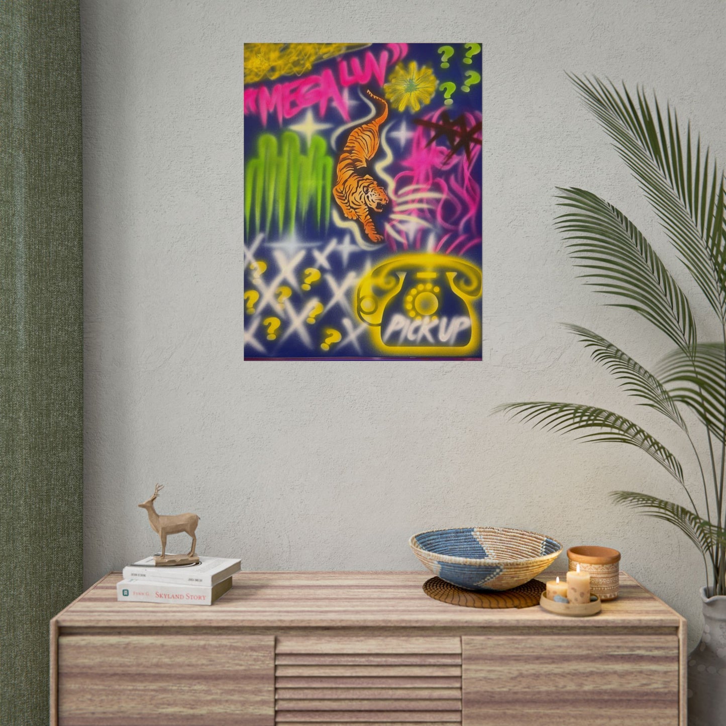 "mega luv" airbrush rolled print