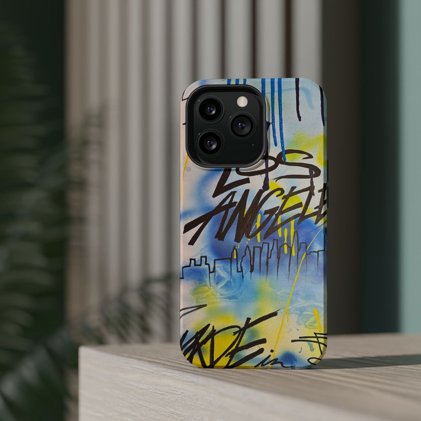 MagSafe "los angeles" airbrush iPhone case
