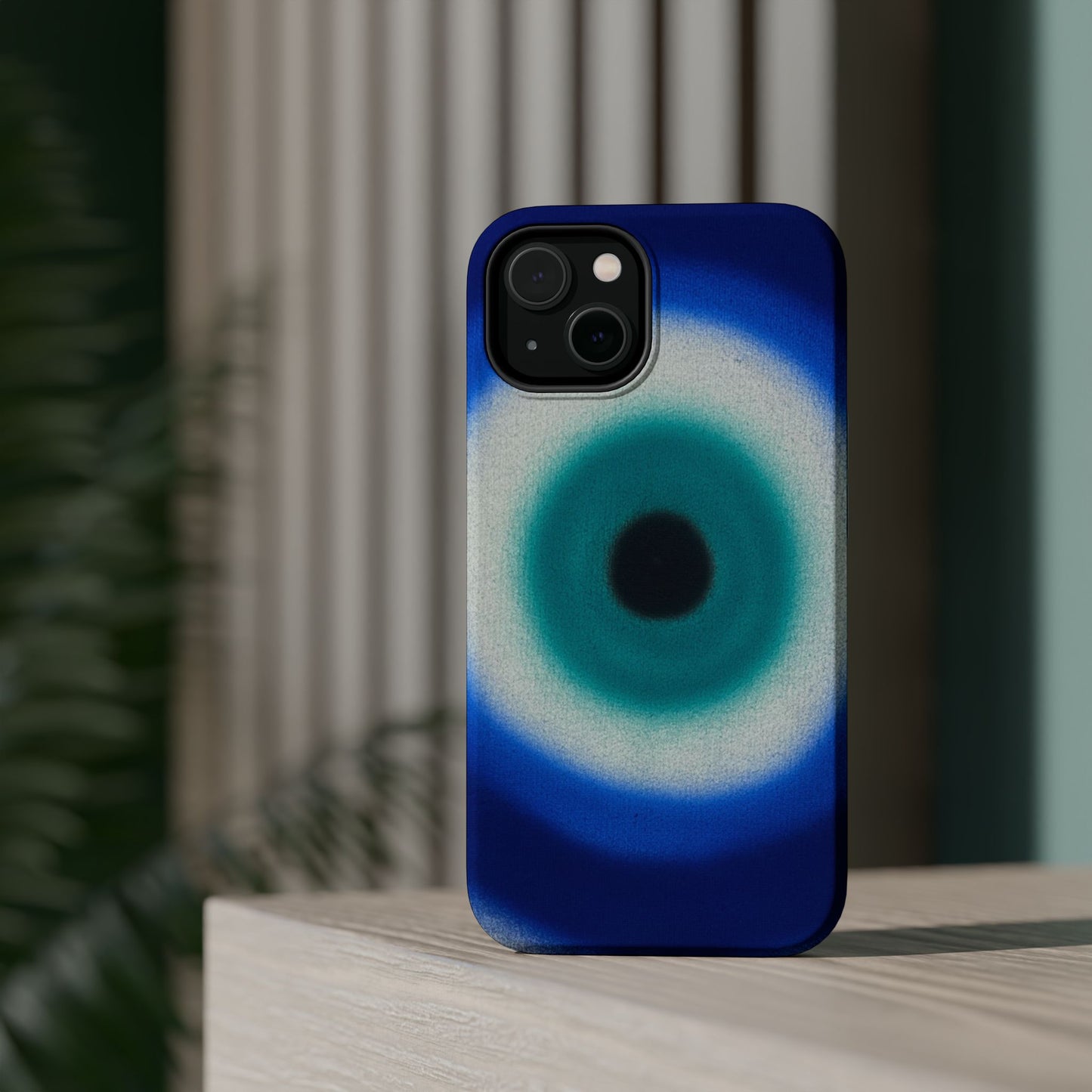 MagSafe „Evil Eye“ Airbrush iPhone-Hülle