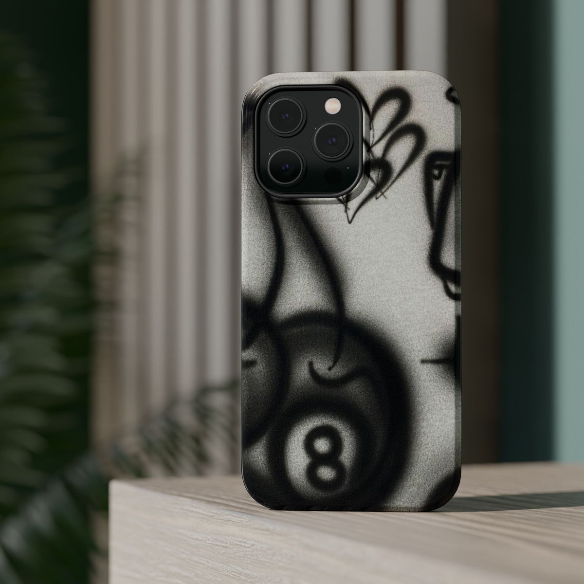 MagSafe "Hidden Ace" Airbrush iPhone Hülle