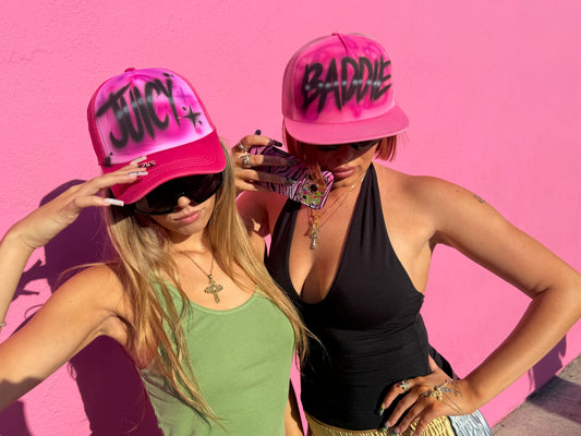 "juicy" airbrush pink hat