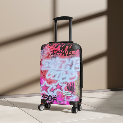 "in the wild" airbrush suitcase