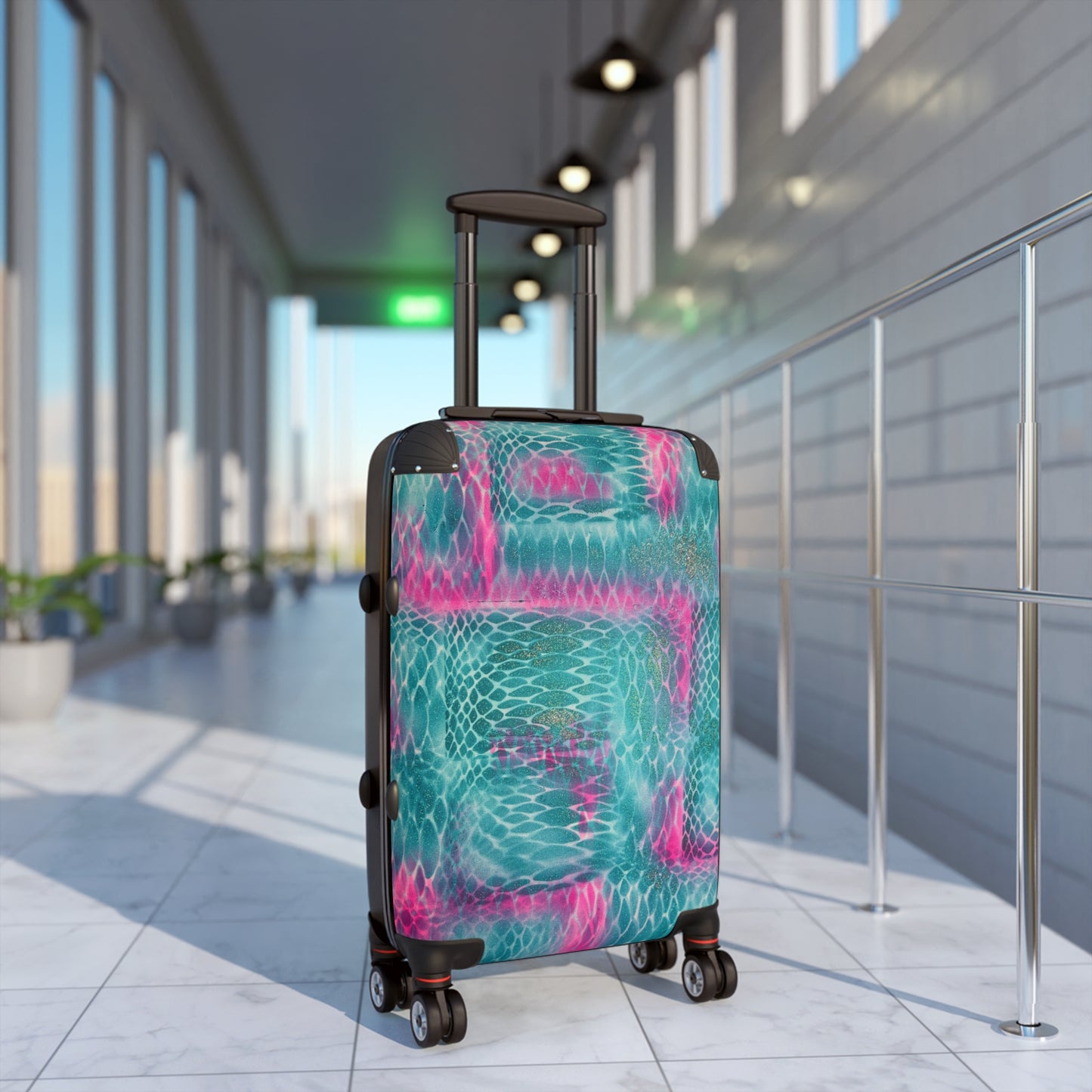 "snakeskin" airbrush suitcase