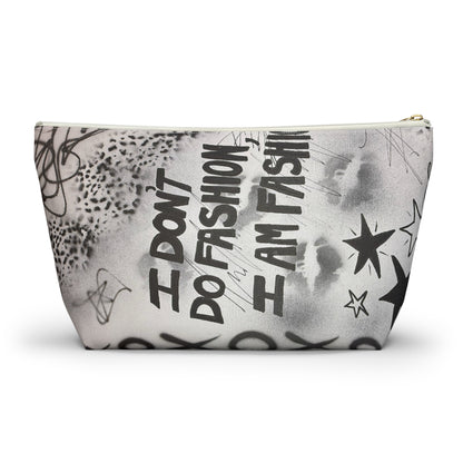 "i am fashion" airbrush makeup pouch