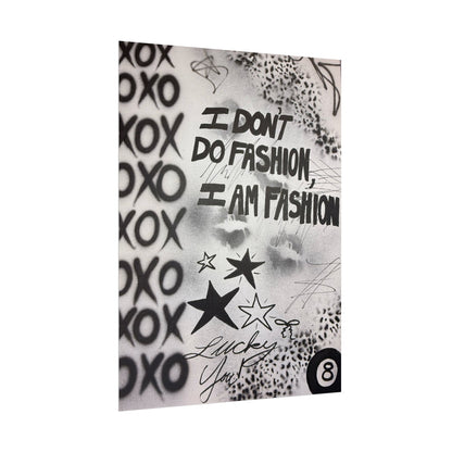 "i am fashion" airbrush rolled print