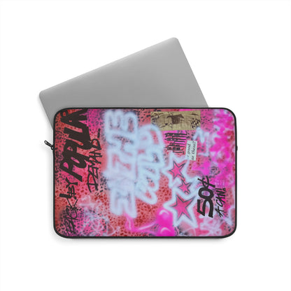 "in the wild" airbrush laptop sleeve