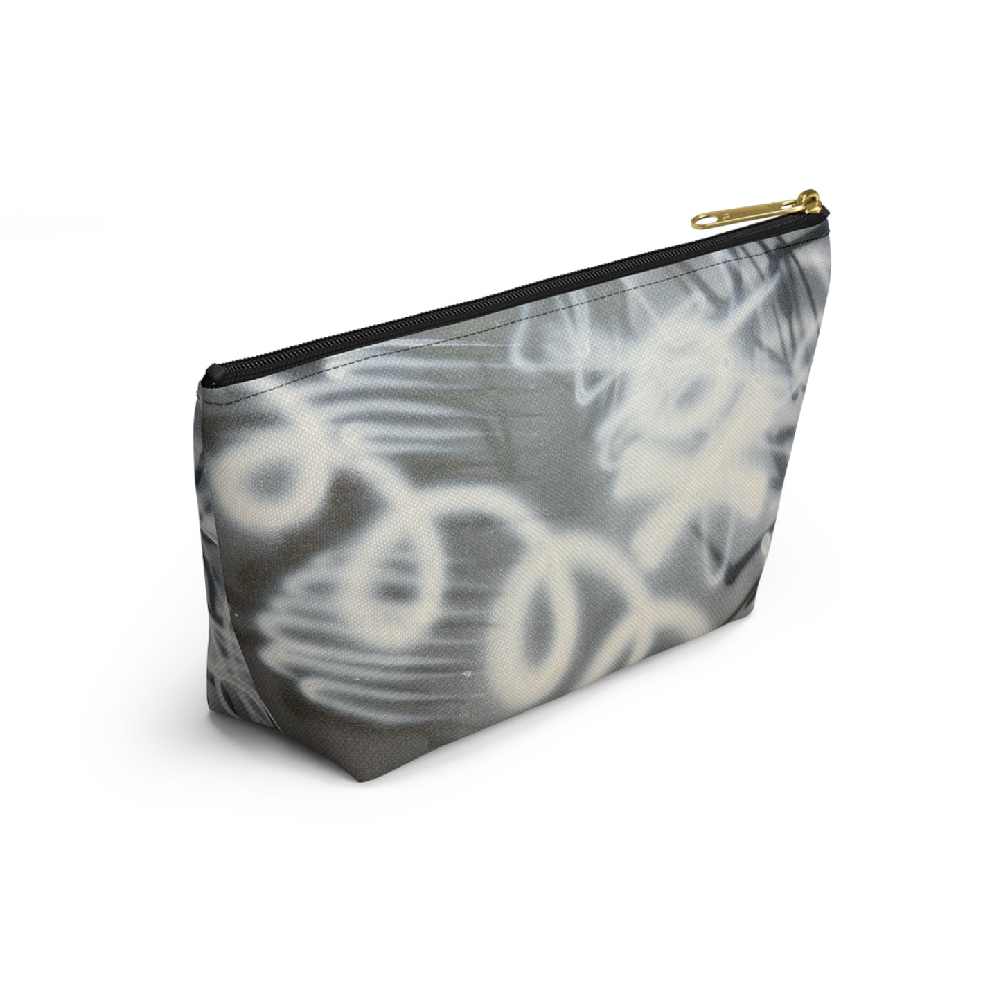 "spatial blur" airbrush makeup pouch