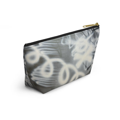 "spatial blur" airbrush makeup pouch