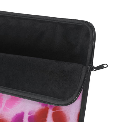 "mwah!" airbrush laptop sleeve
