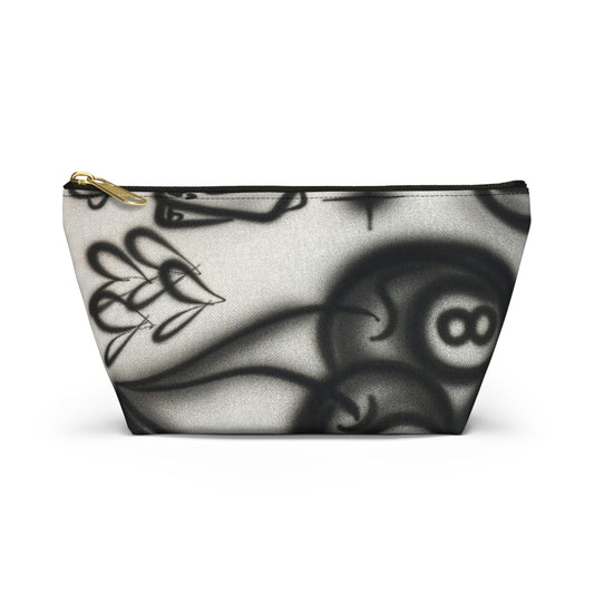 "hidden ace" airbrush makeup pouch