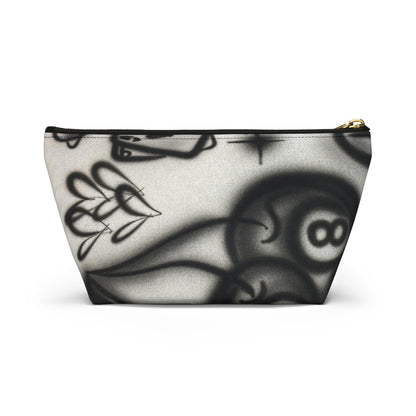 "hidden ace" airbrush makeup pouch