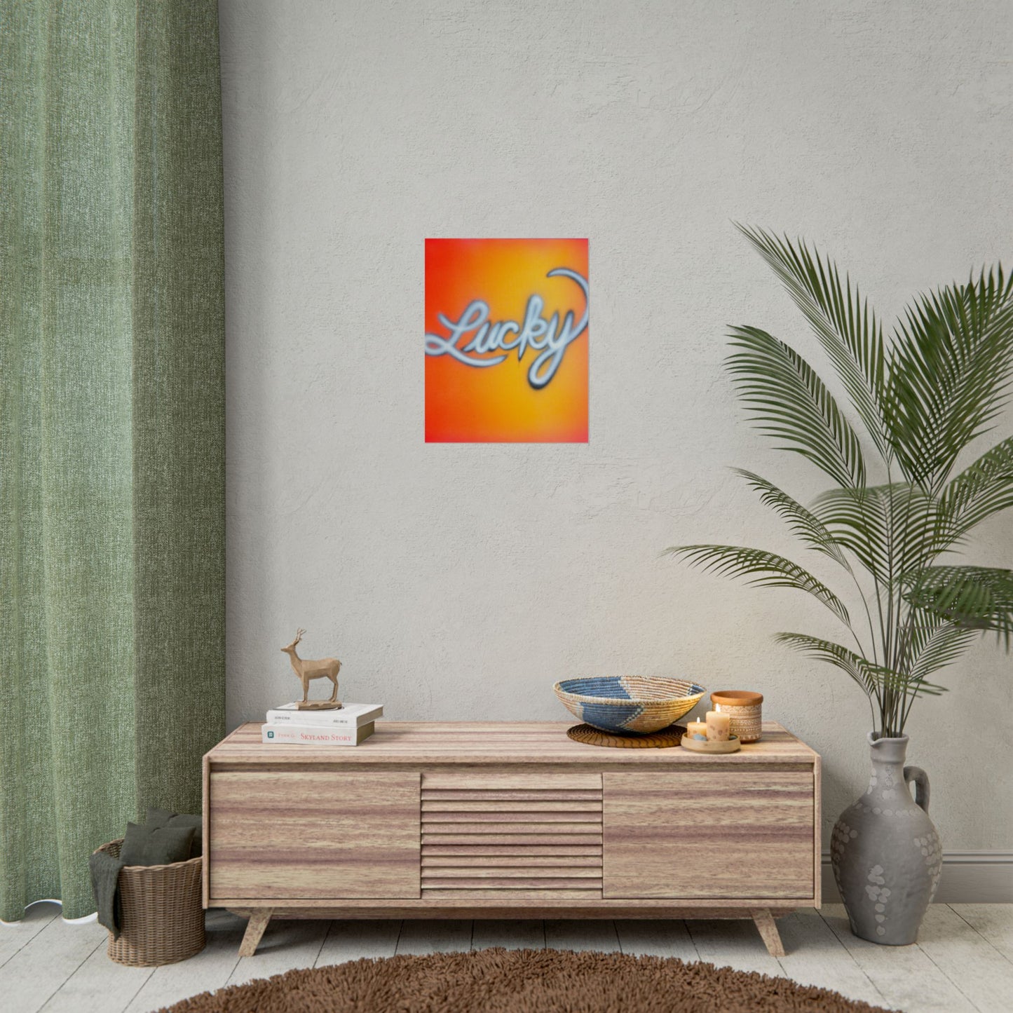 "lucky" airbrush rolled print